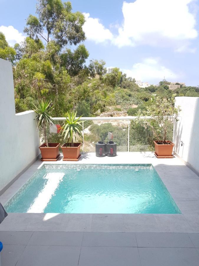 Duplex Maisonette With Heated P-Pool And Jacuzzi San Ġiljan Kültér fotó